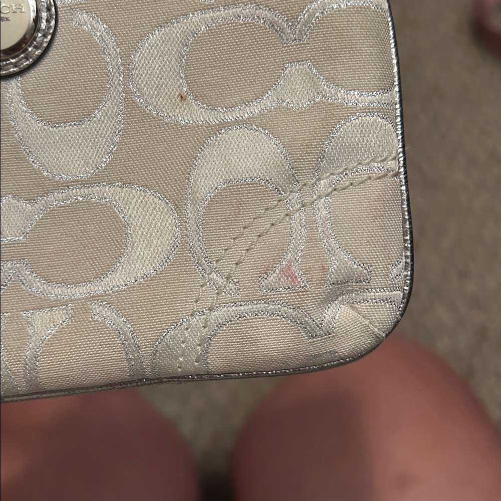 3 Vintage Coach Wristlets - Picture 6 of 14